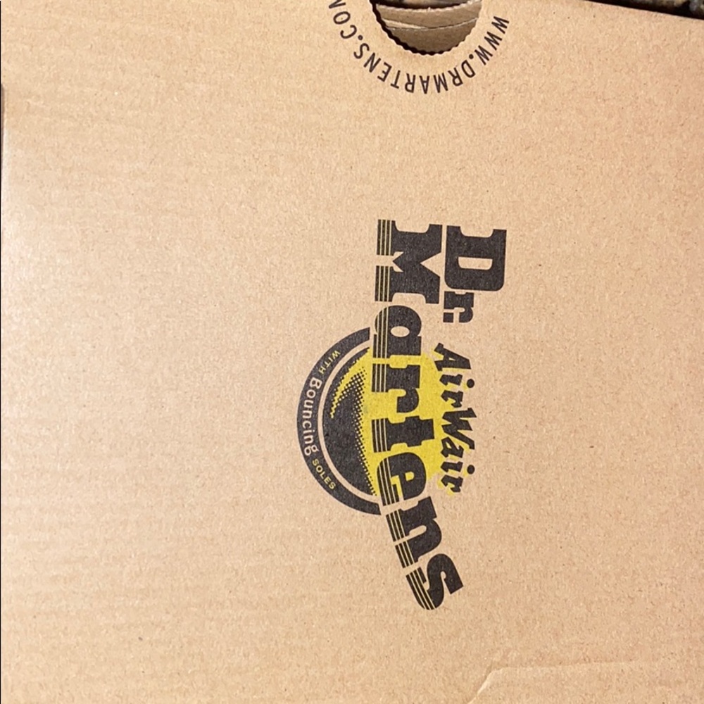 Toddlers dr martens